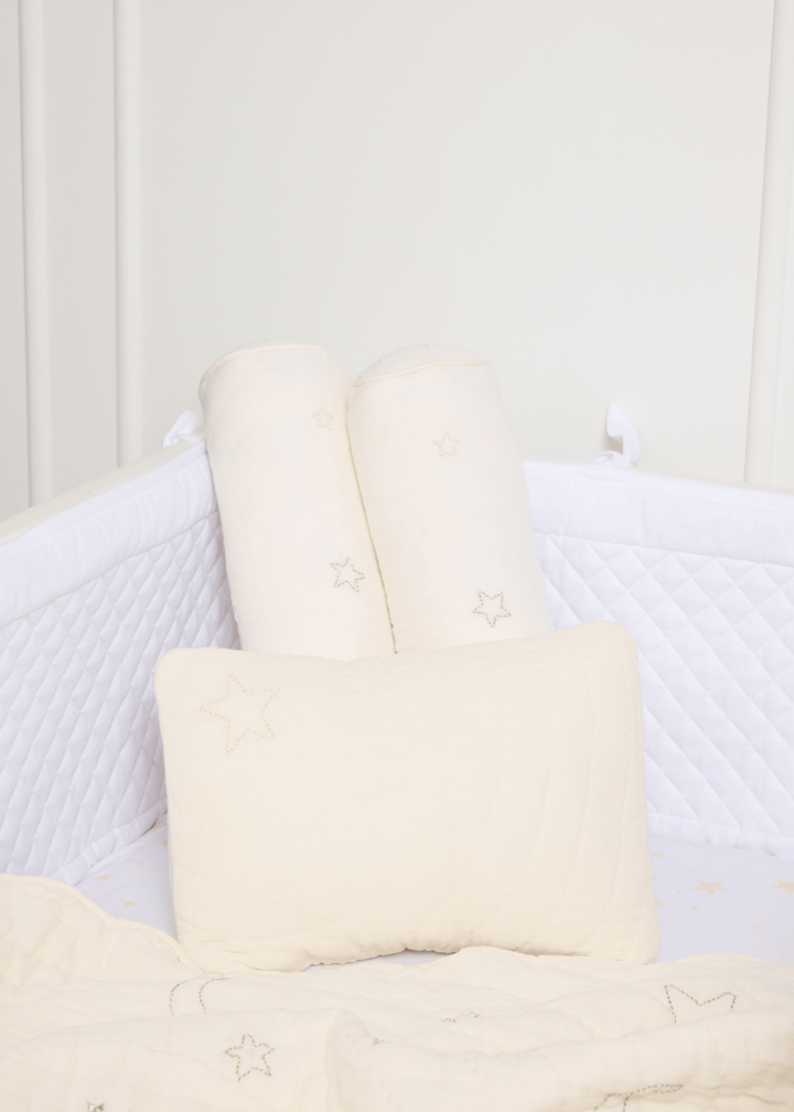 Ensemble de literie Luna pour lit bébé avec pare-chocs