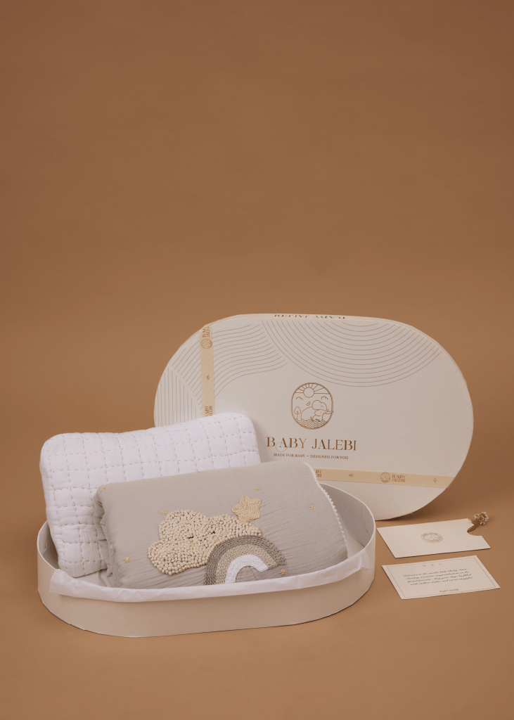 Coffret cadeau couverture et oreiller bébé Nuit étoilée