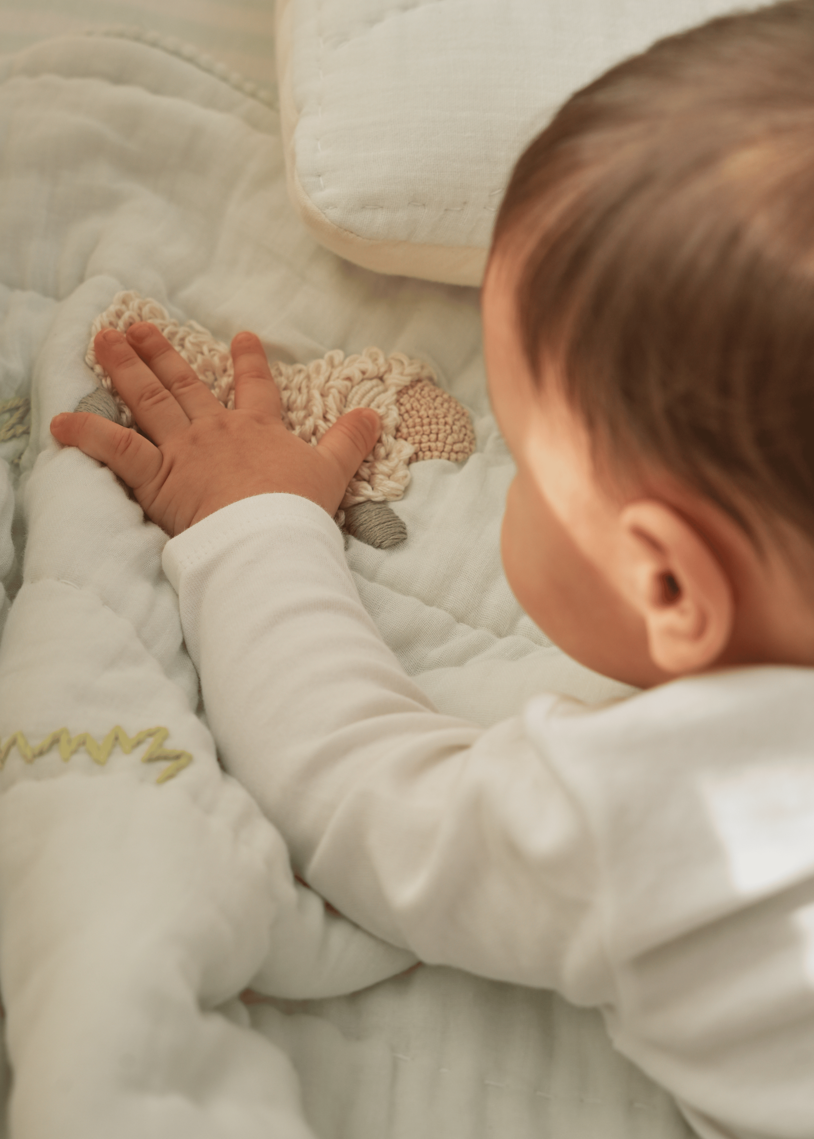 Ensemble complet de literie pour lit bébé Counting Sheep avec tour de lit