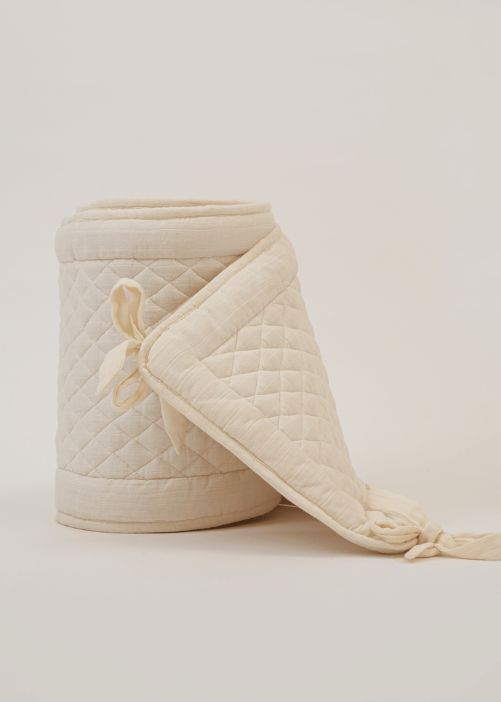 Juego completo de ropa de cuna Sayuri con protector