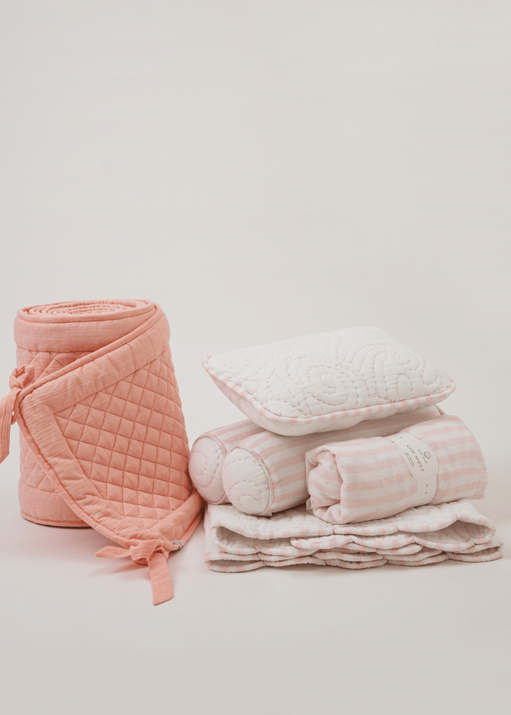 Juego completo de ropa de cuna Samsara con protector