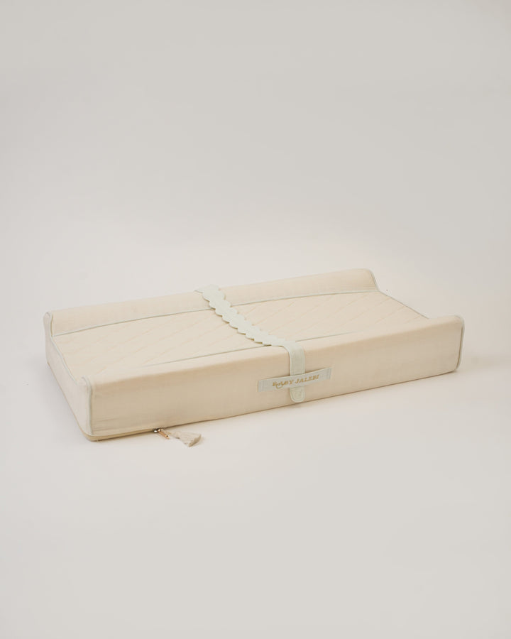 La estación para cambiar - Ecru