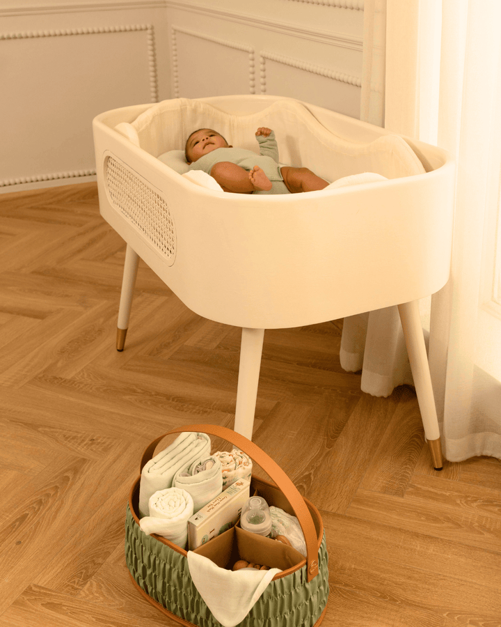 The Oasis Bassinet - Milk
