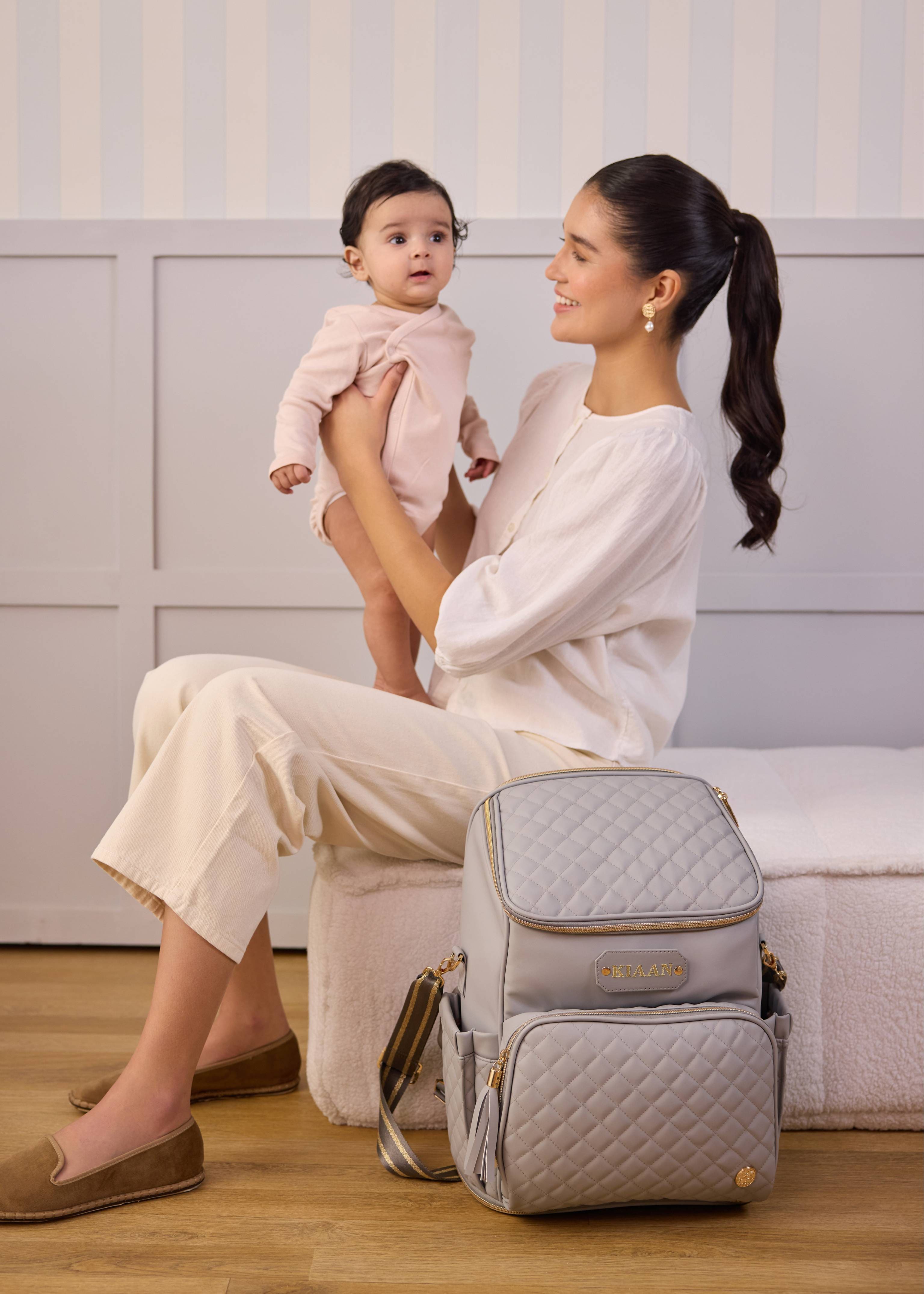 The Super Trooper Luxe Diaper Bag - Light Grey