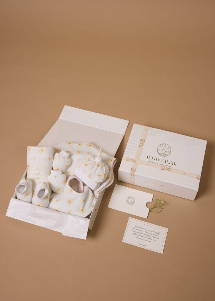 Arabesque dreams Welcome baby Gift Box