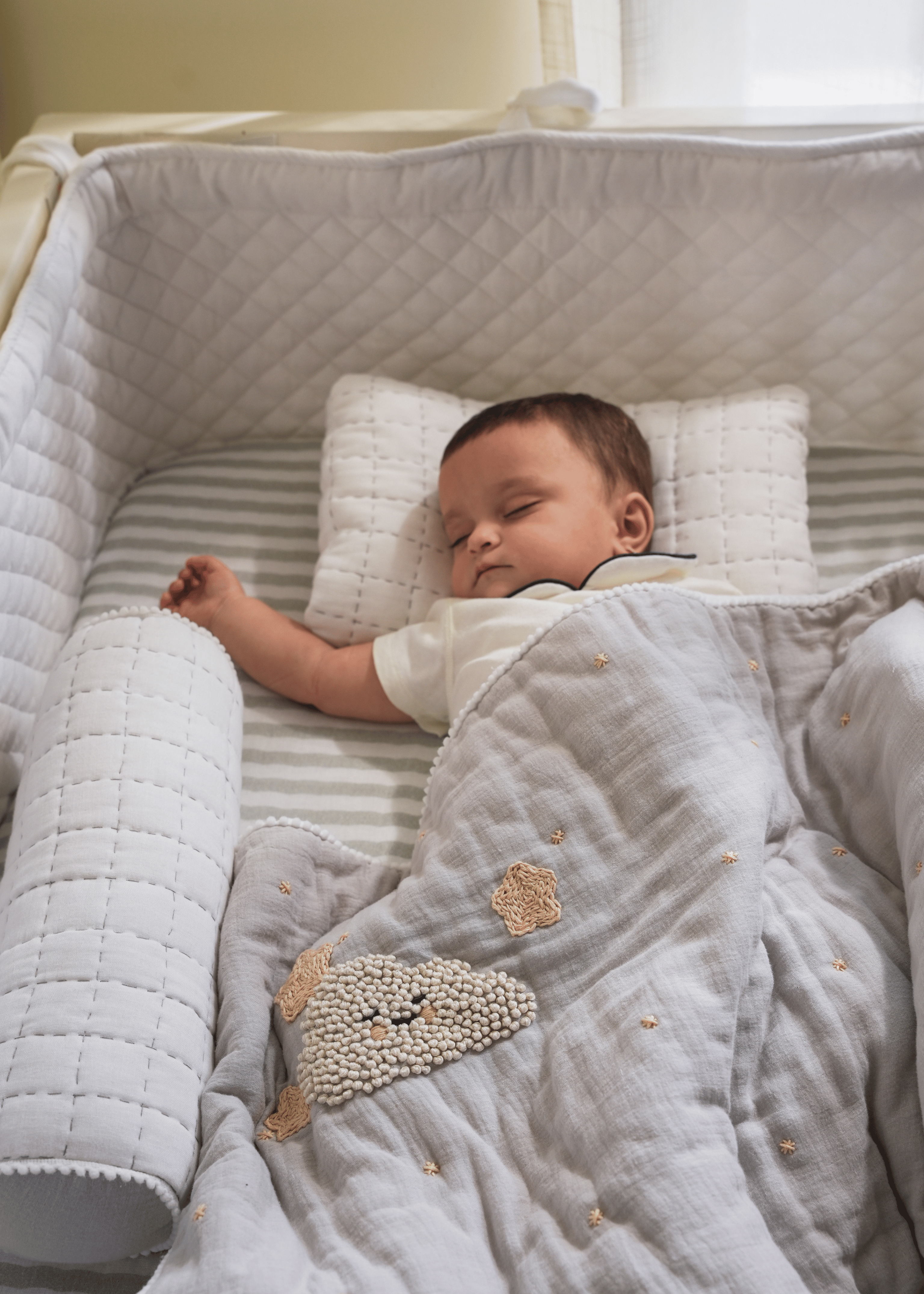 Parure de lit complète pour lit bébé Starry Night avec tour de lit