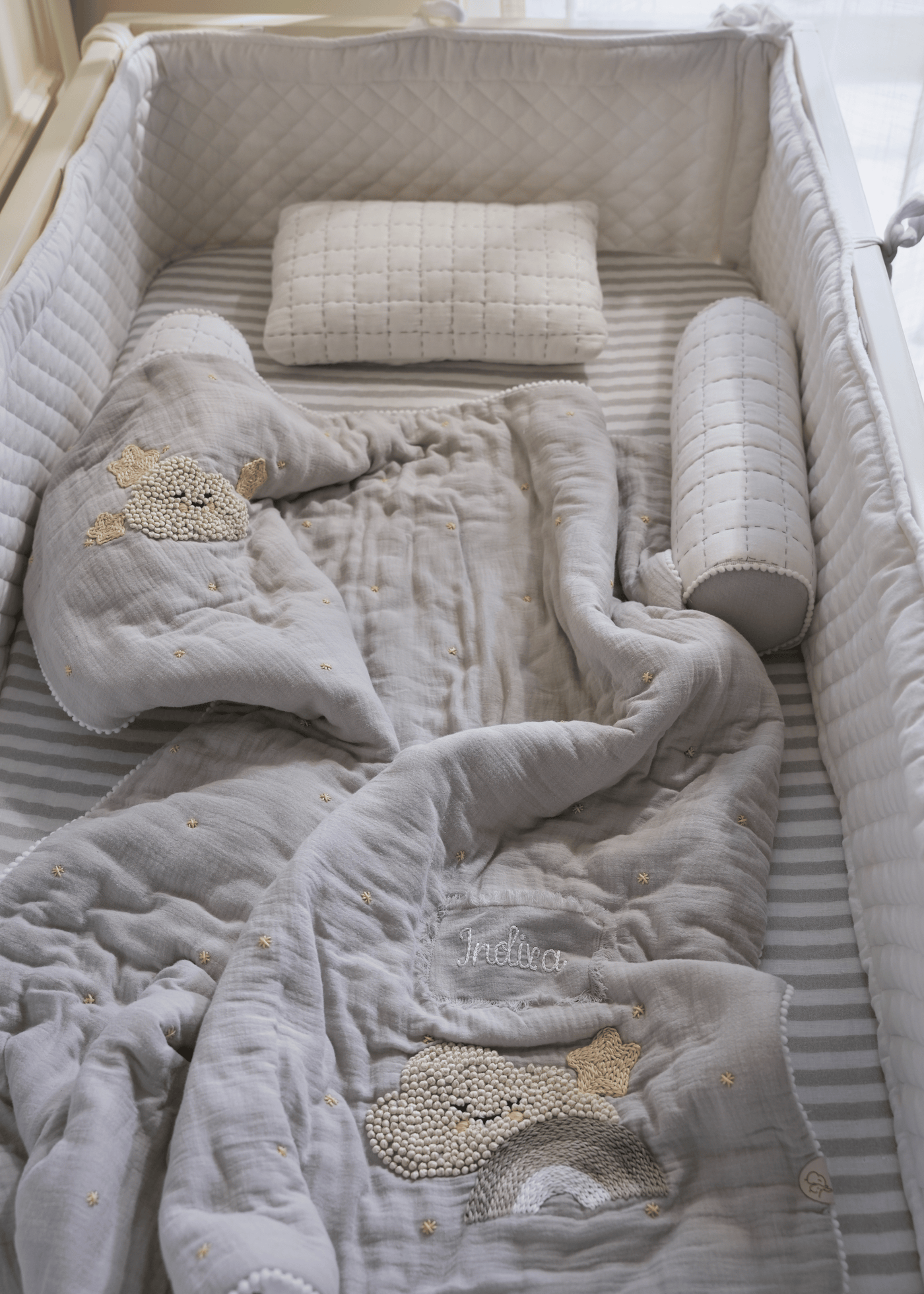 Parure de lit complète pour lit bébé Starry Night avec tour de lit
