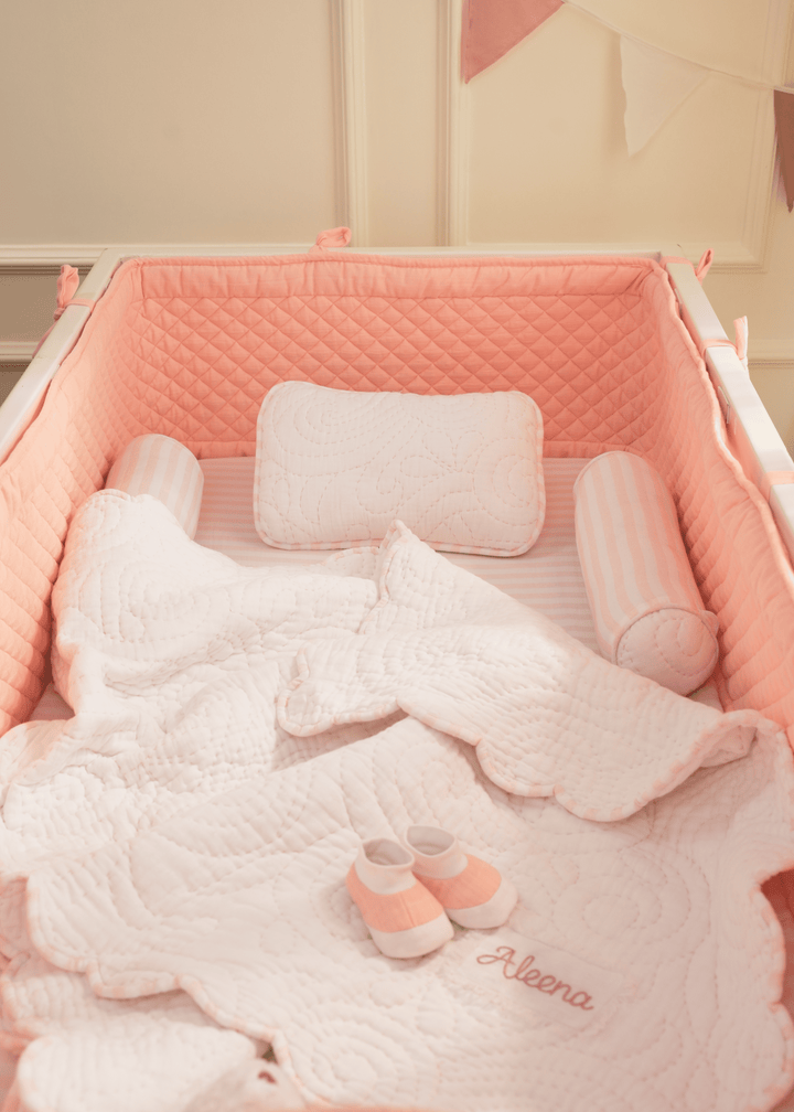 Полный комплект постельного белья для детской кроватки Samsara с бампером